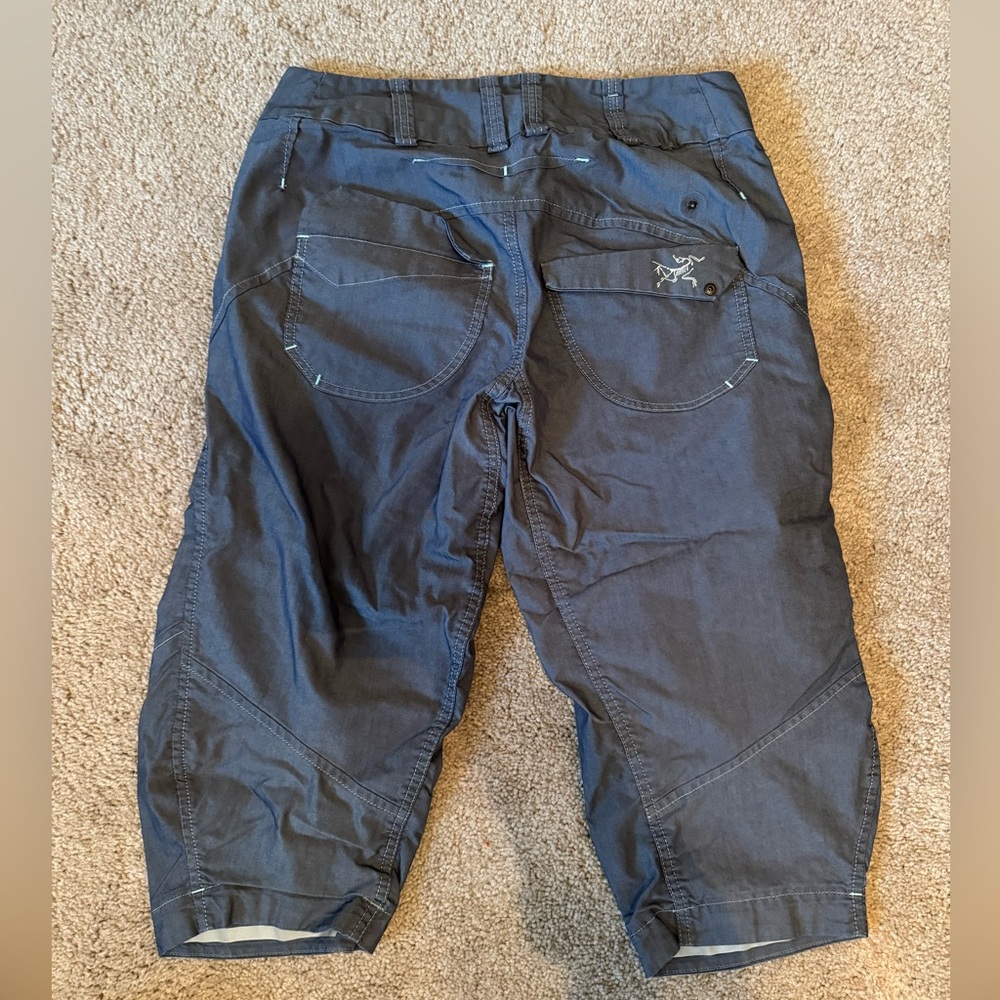 Arc’teryx bike commuter long shorts